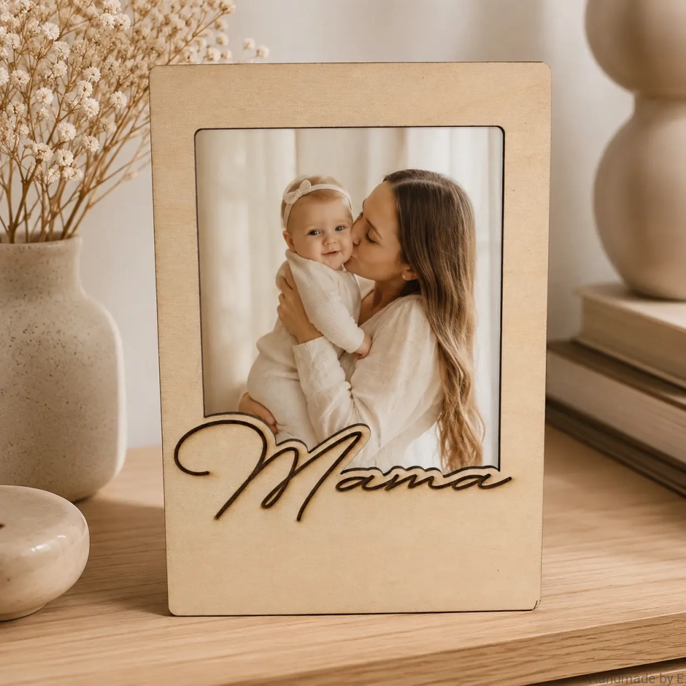 drewniany_kwiat_z_odciskiem_raczki_dziecka_dzien_mamy (2).webp