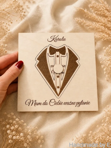czy-zostaniesz-moim-swiadkiem-personalizowana-kartka-drewniana