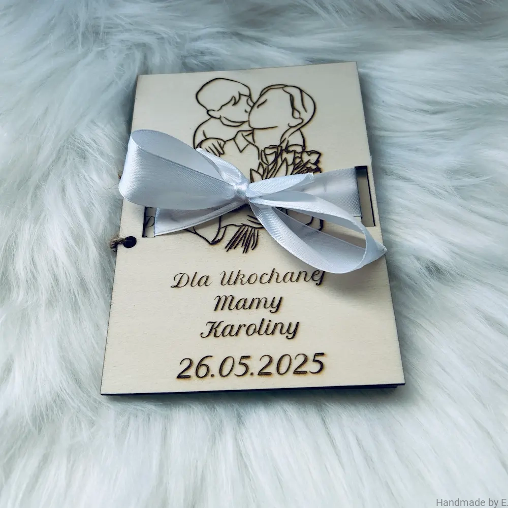 kartka_dzien_mamy_mama_z_blizniakami