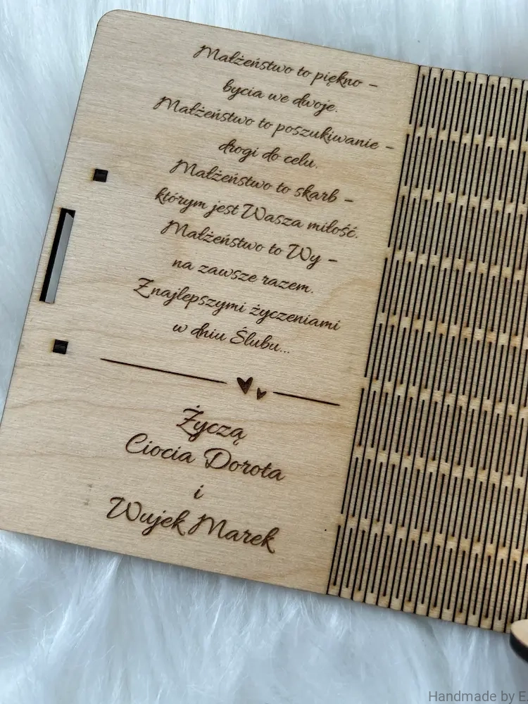 drewniane_pudelko_zyczenia_grawer_personalizacja