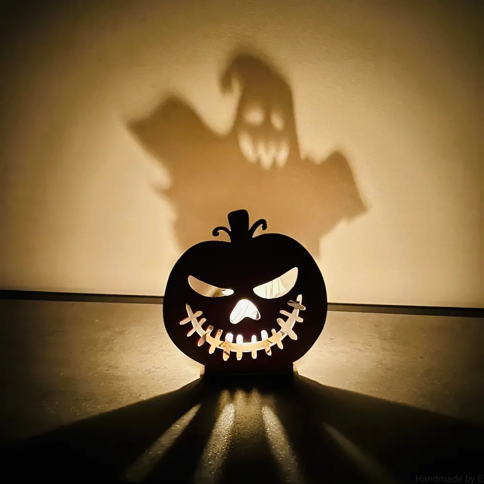 swiecznik_halloween_efekt_drewno_sklejka.webp
