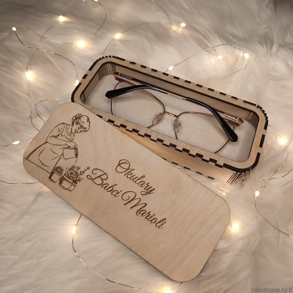 otwarte-etui-na-okulary-z-grawerem