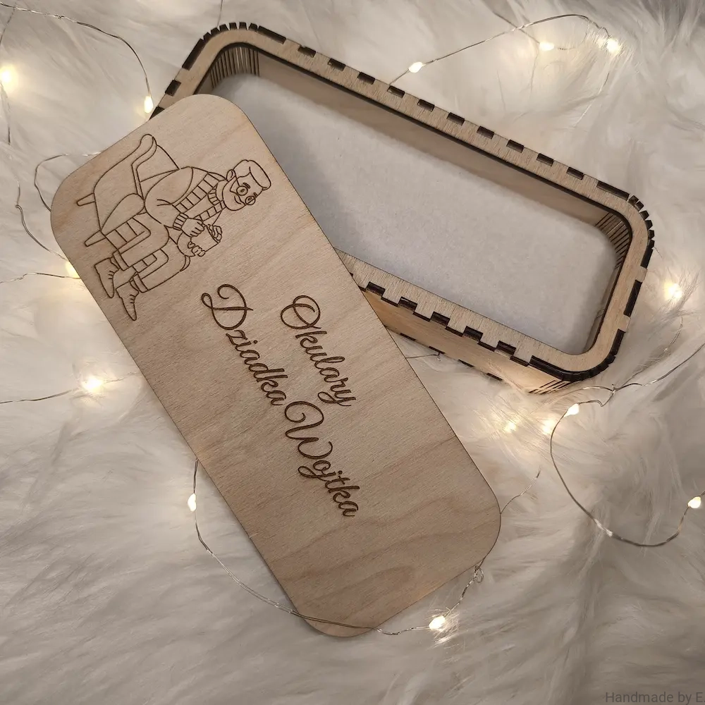 etui-na-okulary-z-bialym-filcem-srodek